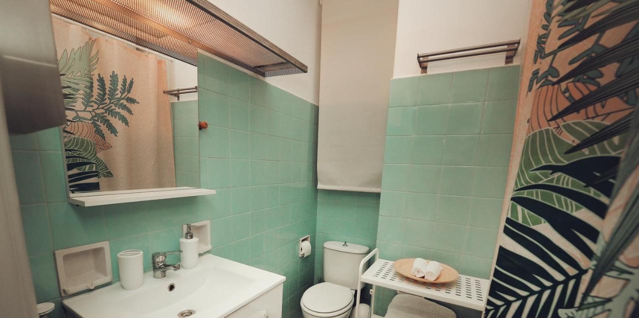 Kolonaki, Karneadou Apartamento Atenas Exterior foto